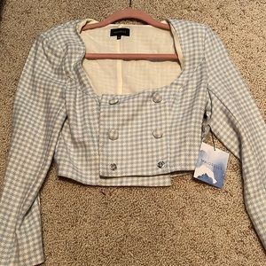 MAJORELLE BLUE CROP BUTTON UP